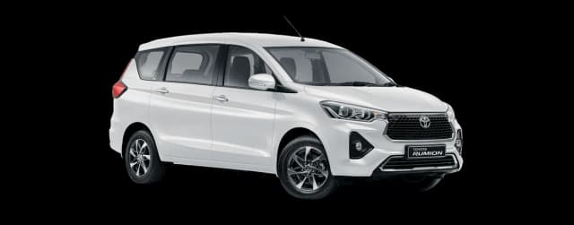 Toyota Rumion taxi for airport and city travel in Nagpur